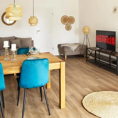Idee Living: Design-haus-balkon-netflix